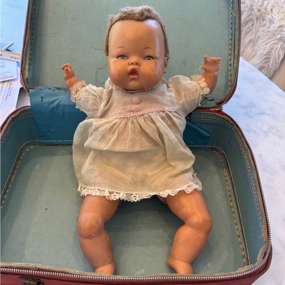 Vintage 1960s Mattel Tiny Thumbelina Doll plus her outfits & She Still Works!